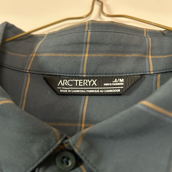 Arc'teryx Blue and Yellow flannel Short Sleeve - Picture 2 of 4